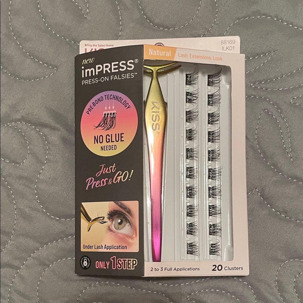 Kiss imPRESS Natural Press-On Falsies with Tool